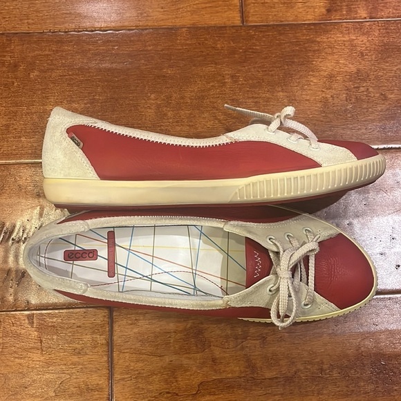 Ecco Ballerina Flats Red Leather
Suede Size US 9 EUR 40 - Picture 6 of 14